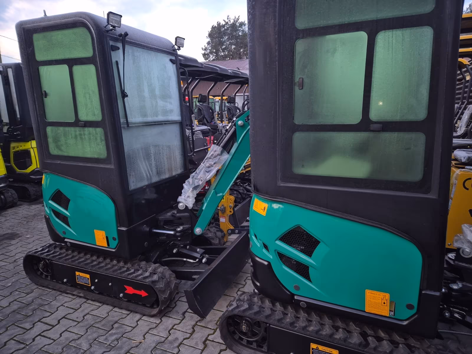 KINGWAY VIP15 Kubota Minibagger mit Kabine Gesamtansicht